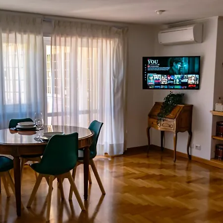 Vatican Luisa Apartamento *